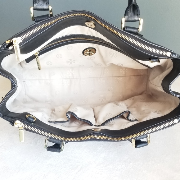 🌻SOLD🌻 Tory Burch Robinson Double Zip Handbag - Picture 15 of 16
